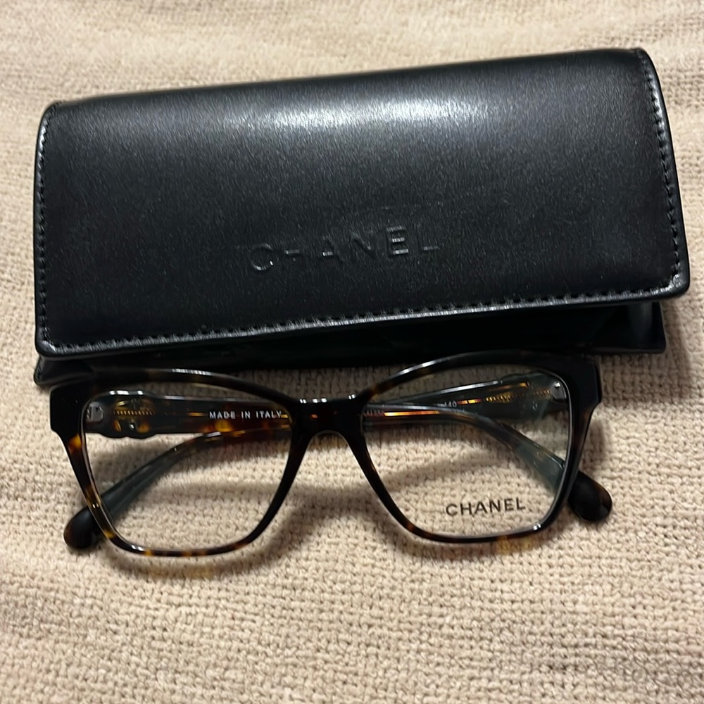 CHANEL FRAME FOR OPTHALMIC LENSES